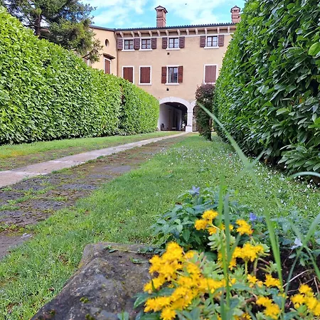 Corte Violeti La Ruota Apartment Pescantina