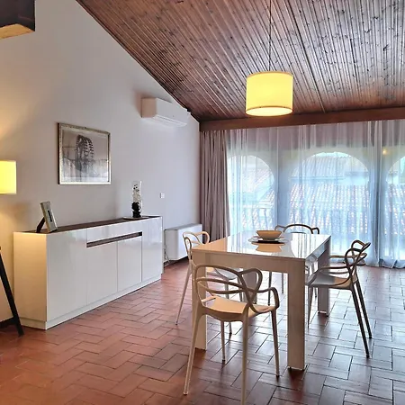Corte Violeti La Ruota Apartment *