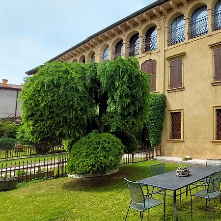 Apartment Corte Violeti La Ruota Pescantina