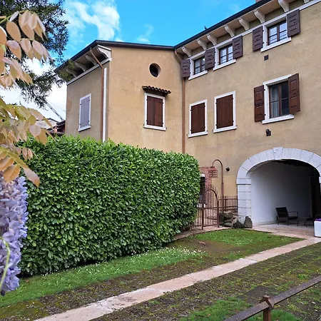 Corte Violeti La Ruota Apartment Pescantina